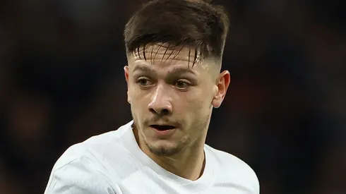 Garro não treina e vira dúvida para jogo entre Corinthians e Barcelona nesta quarta (12).