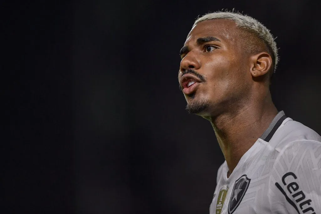 Cuiabano em Botafogo x Vasco. Foto: Thiago Ribeiro/AGIF