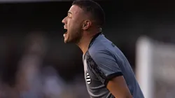 Roger Silva comando o Athletic contra o Grêmio nesta quarta (12), pela Copa do Brasil.