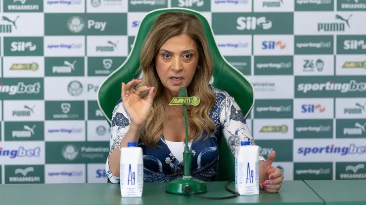 Leila Pereira falou sobre atitude dos clubes sobre gramado sintético