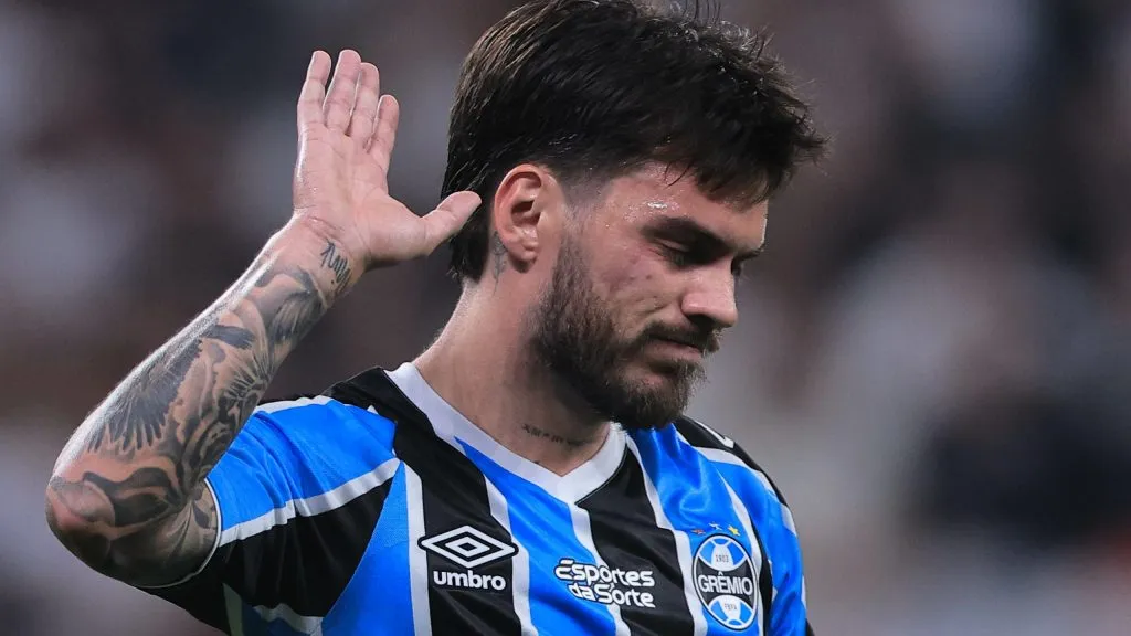 Nathan Pescador reclamando. Foto: Ettore Chiereguini/AGIF