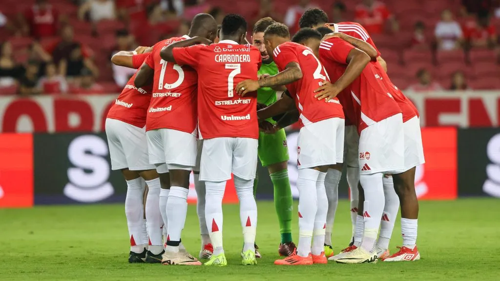 Atletas do Internacional em partida do Estadual. Foto: Ricardo Duarte/Internacional.