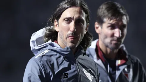 Luis Zubeldia técnico do São Paulo durante partida contra o Portuguesa no estádio Pacaembu pelo campeonato Paulista 2025. Foto: Marcello Zambrana/AGIF