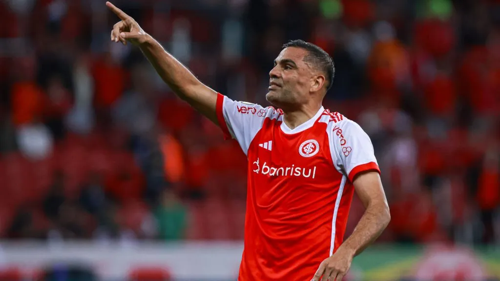 Gabriel Mercado defendendo o Internacional no Brasileirão Série A – Foto: Maxi Franzoi/AGIF