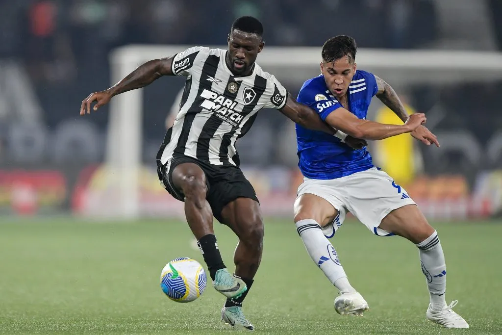 Botafogo e Cruzeiro farão amistoso – Foto: Thiago Ribeiro/AGIF