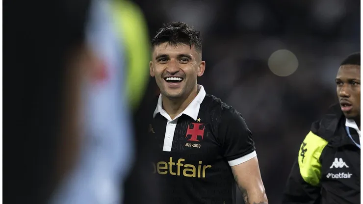 Victor Luís comemora gol marcado pelo Vasco em partida diante do Fluminense. Foto: Jorge Rodrigues/AGIF /Sipa US/Alamy Live News