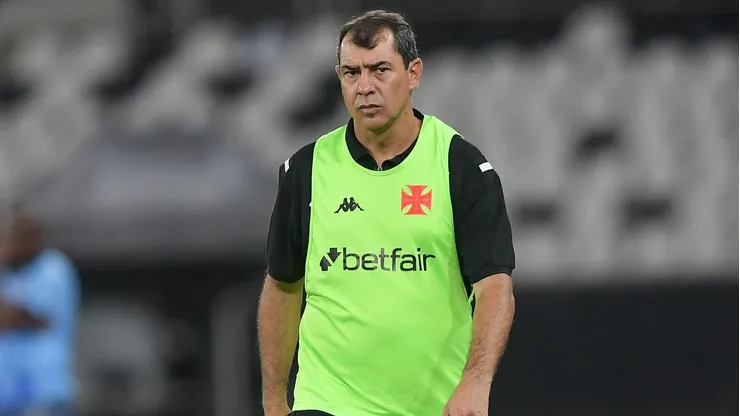 Fábio Carille não conseguiu chegar a final do Carioca com o Vasco