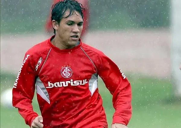 Márcio Mossoró atuando pelo Internacional – Foto: Reprodução/Internet