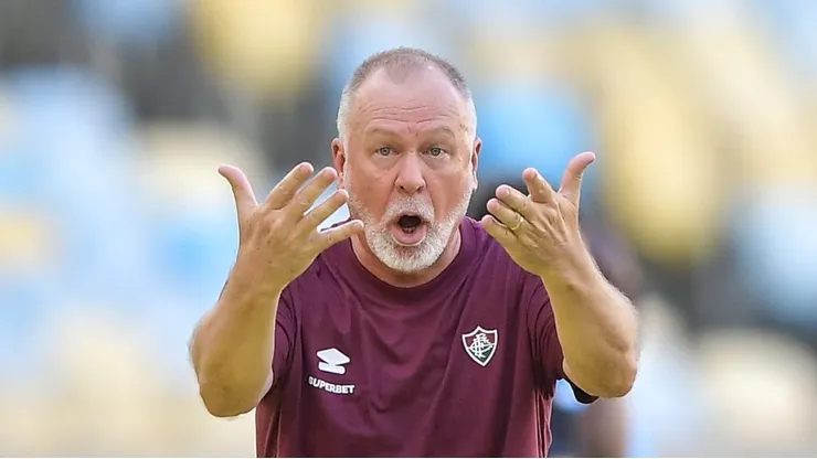 Mano Menezes, treinador do Fluminense