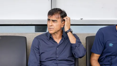 Gustavo Quinteros, técnico do Grêmio, durante partida contra o Juventude no estadio Alfredo Jaconi pelo campeonato Gaucho 2025. Foto: Liamara Polli/AGIF