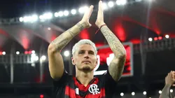 Varela - Fotos: Gilvan de Souza/Flamengo