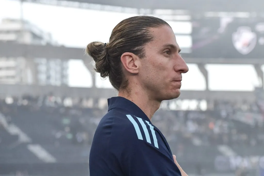 Filipe Luís técnico do Flamengo durante partida contra o Vasco no estádio Engenhão pelo campeonato Carioca 2025. Foto: Thiago Ribeiro/AGIF