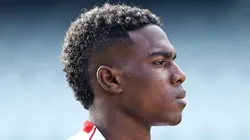 Henry Mosquera pelo RB Bragantino em partida diante do Grêmio. Foto: © Heuler Andrey/Sport Press / Zuma Press/Alamy Live News