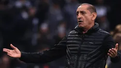 Ramón Díaz não tem mais margem para erros no Corinthians.