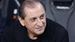 Ramon Diaz técnico do Corinthians durante partida contra o Santos no estádio Arena Corinthians pelo campeonato Paulista 2025. Foto: Marcello Zambrana/AGIF