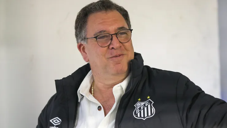 Marcelo Teixeira quer fechar com lateral-direito