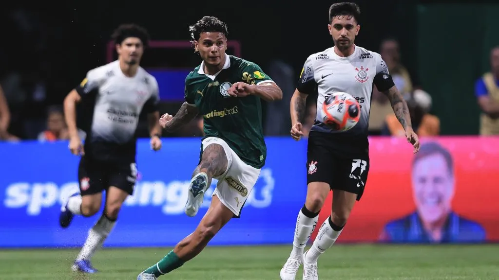 Richard Ríos jogador do Palmeiras durante partida contra o Corinthians no estádio Arena Allianz Parque pelo campeonato Paulista 2025. Foto: Ettore Chiereguini/AGIF