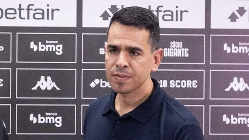 Marcelo Sant'Ana pelo Vasco em apresentação de jogadores. Fotos: Dikran Sahagian/Vasco.