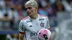 Filipe Luís revela o motivo de ausência de Ayrton Lucas