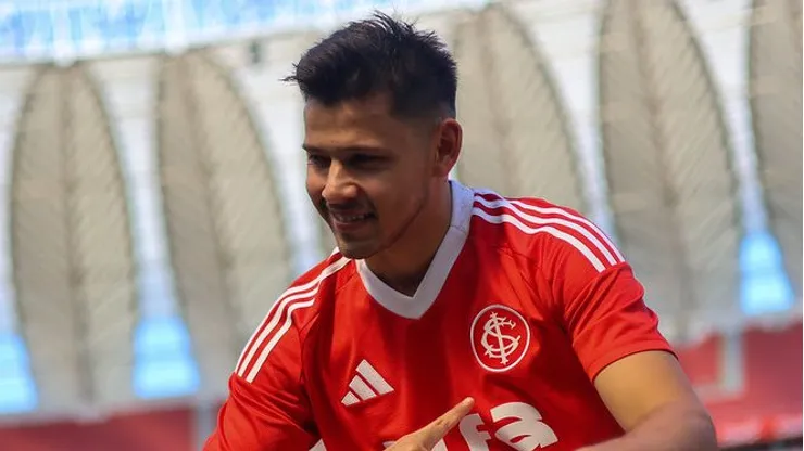 Oscar Romero é apresentado no Inter. Foto Ricardo Duarte/Internacional