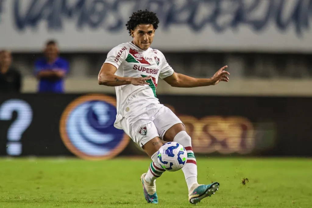 Gabriel Fuentes, lateral do Fluminense