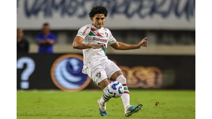 Gabriel Fuentes, lateral em ação pelo Fluminense - Foto: Fernando Torres/AGIF