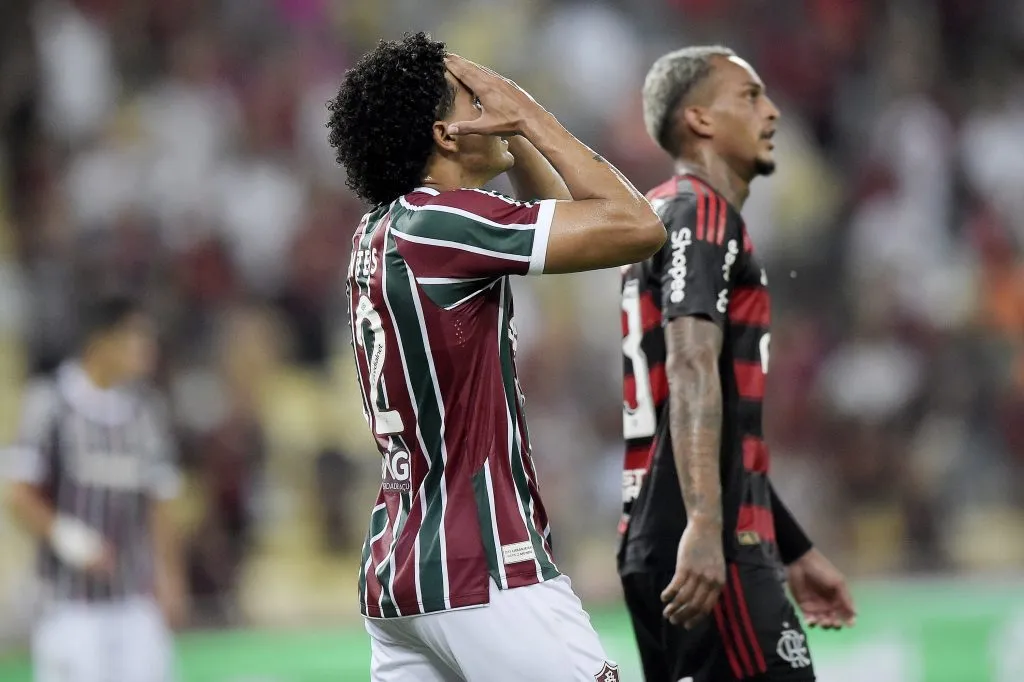 Gabriel Fuentes em campo pelo Fluminense – Foto: Alexandre Loureiro/AGIF