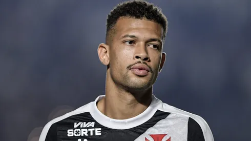 Pedrinho queria uma nova dupla para João Victor - Foto: Thiago Ribeiro/AGIF.