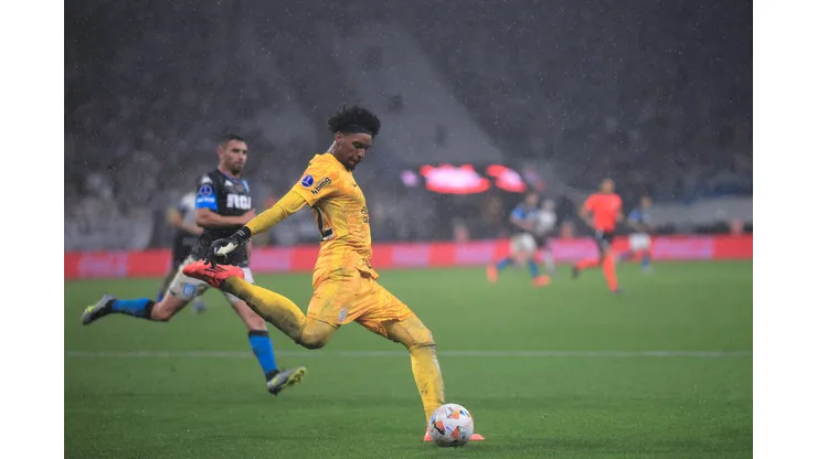 Hugo Souza goleiro do Corinthians durante partida contra o Racing no estádio Arena Corinthians pelo campeonato Copa Sul-Americana 2024. Foto: Ettore Chiereguini/AGIF
