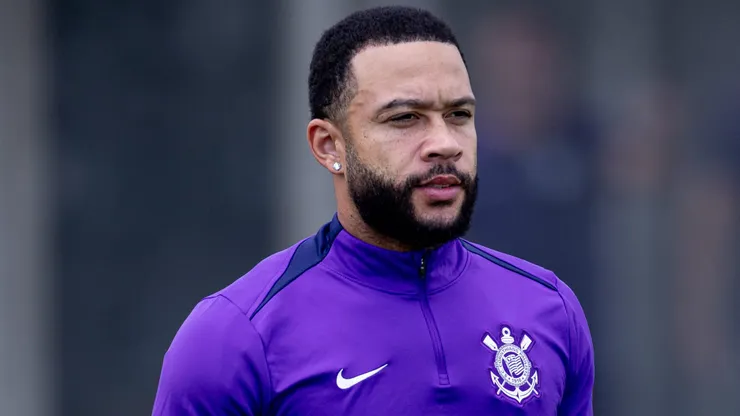 Memphis foi cobrado por Casão