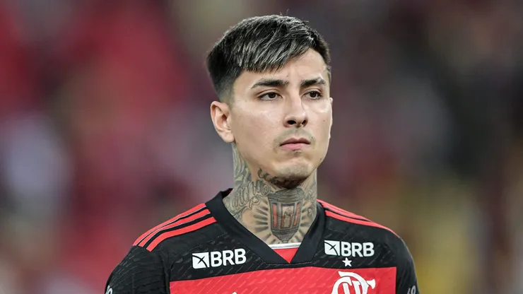 Pulgar durante partida contra o Palmeiras.