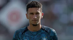 Dodi foi testado junto de Villasanti e Cuéllar em treino do Grêmio nesta 6ª