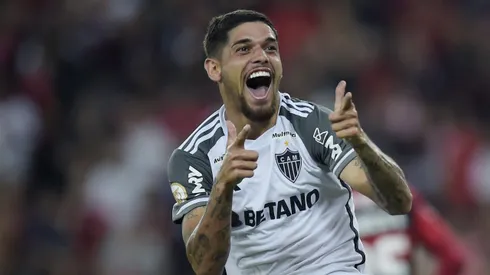 Rubens, jogador do Atlético-MG, comemora seu gol durante partida contra o Flamengo no estadio Maracana pelo campeonato Brasileiro A 2023. Foto: Alexandre Loureiro/AGIF