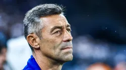Pedro Caixinha muda time titular do Peixe.