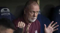 Mano Menezes tem alternativa para Otávio