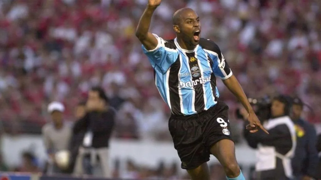 Christian, ex-Grêmio e Internacional (1)