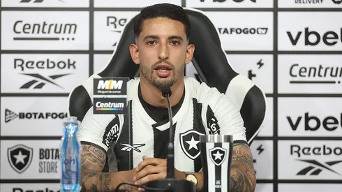 Santiago Rodríguez foi apresentado no Botafogo. Foto: Vitor Silva/Botafogo