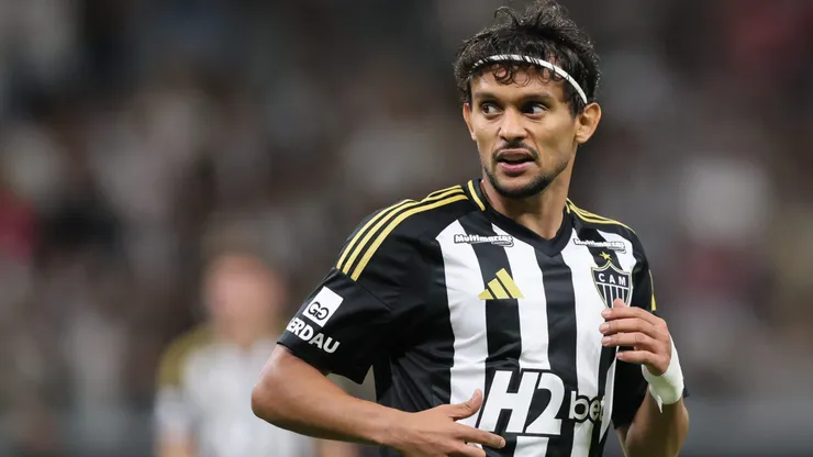 Meio-campista Gustavo Scarpa está fora contra o Caracas pelo nascimento do filho - Foto: Gilson Lobo/AGIF.