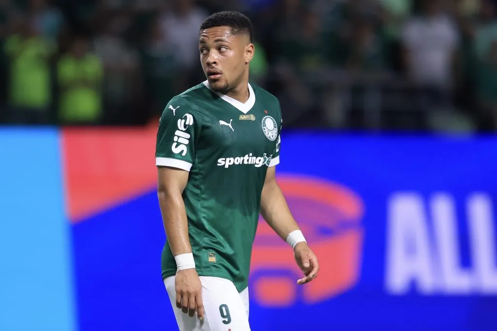 SP – SAO PAULO – 10/03/2025 – PAULISTA 2025, PALMEIRAS X SAO PAULO – Vitor Roque jogador do Palmeiras durante partida contra o Sao Paulo no estadio Arena Allianz Parque pelo campeonato Paulista 2025. Foto: Marcello Zambrana/AGIF