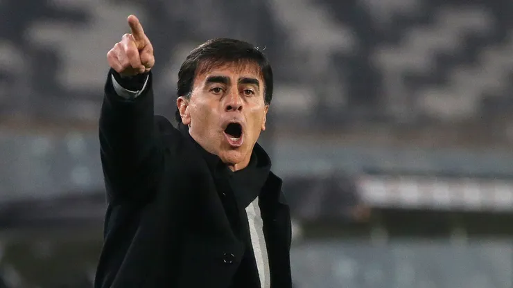 Quinteros encerrou a preparação para partida