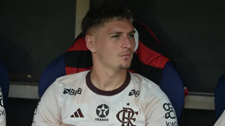Varela ganhou espaço nos últimos jogos. Foto: Thiago Ribeiro/AGIF