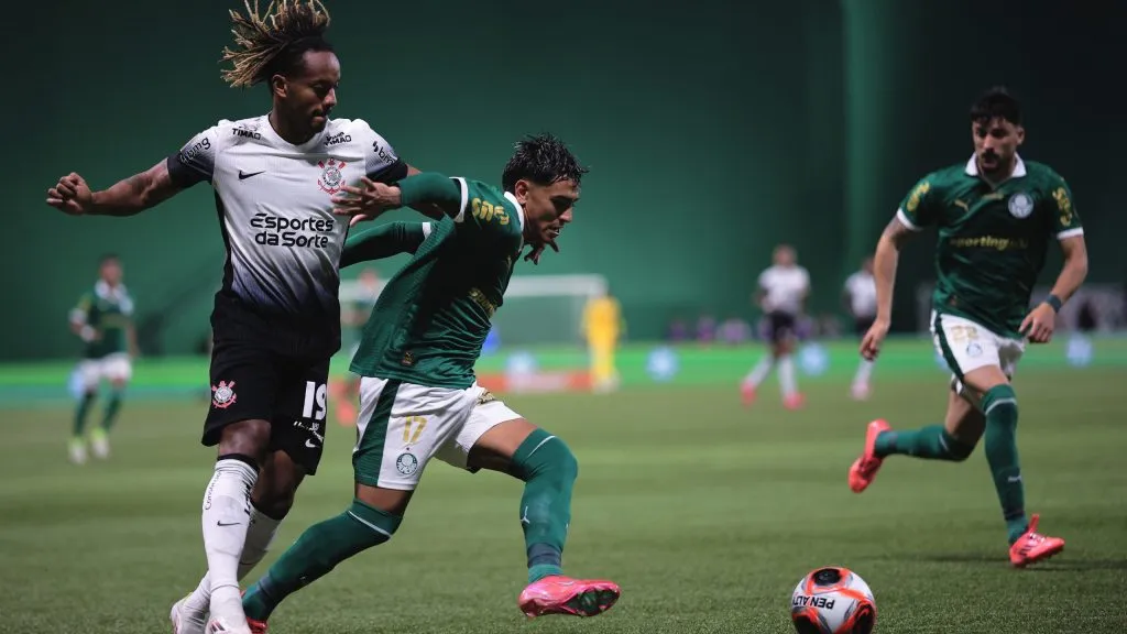 Palmeiras x Corinthians em jogo pelo Campeonato Paulista 2025. Foto: Ettore Chiereguini/AGIF