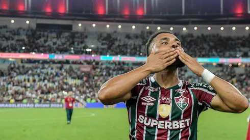 Samuel Xavier jogador do Fluminense durante partida contra o Athletico-PR no estádio Maracanã pelo campeonato Brasileiro A 2024. Foto: Thiago Ribeiro/AGIF