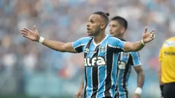 Braithwhite em ação pelo Grêmio durante o Gre-Nal - Foto: Liamara Polli/AGIF
