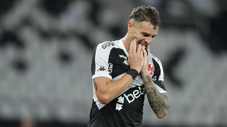 Pablo Vegetti em ação pelo Vasco - Foto: Thiago Ribeiro/AGIF