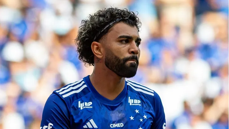 Gabigol durante partida da Raposa no estadual