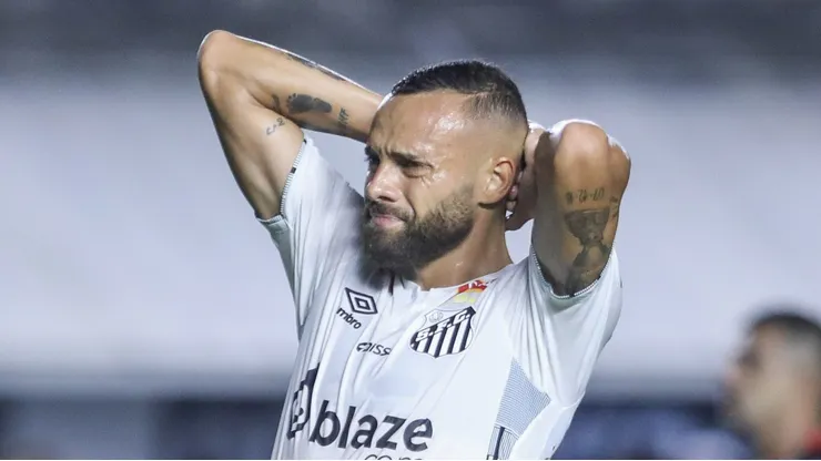 Guilherme foi testado entre os reservas em treino desta 5ª no CT Rei Pelé