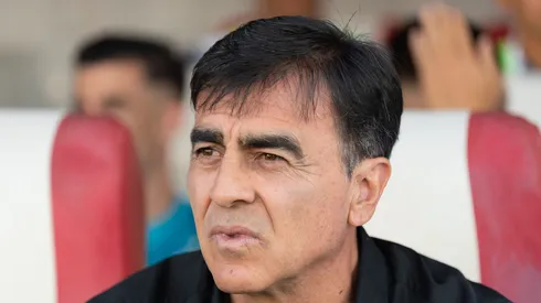 Gustavo Quinteros busca motivar jogadores antes da final.