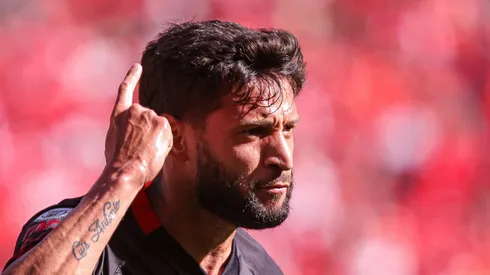 Juninho Capixaba durante jogo do Bragantino.