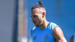 Braithwaite durante treinamento no CT Luiz Carvalho. Foto: Lucas Uebel/Grêmio FBPA